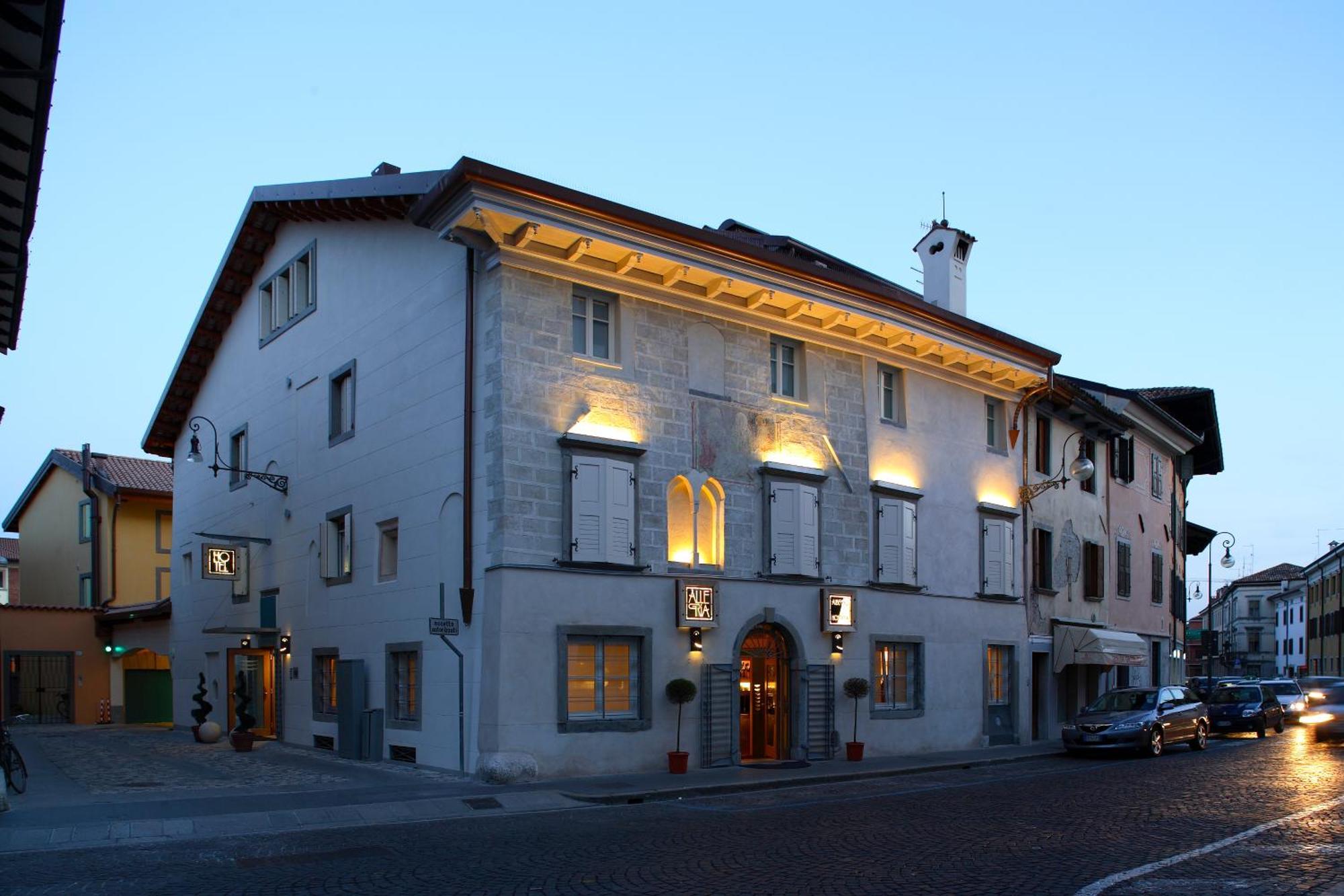 Allegria Udine Bagian luar foto